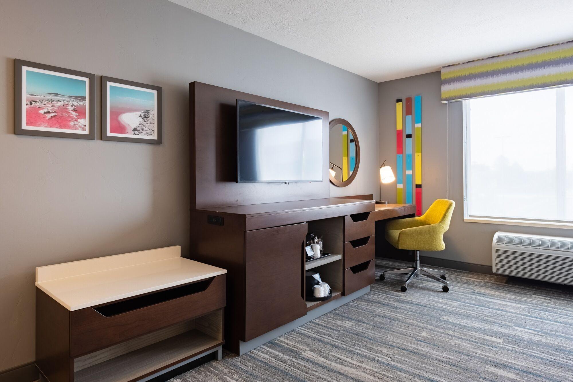 Hampton Inn & Suites Salt Lake City Airport Екстериор снимка
