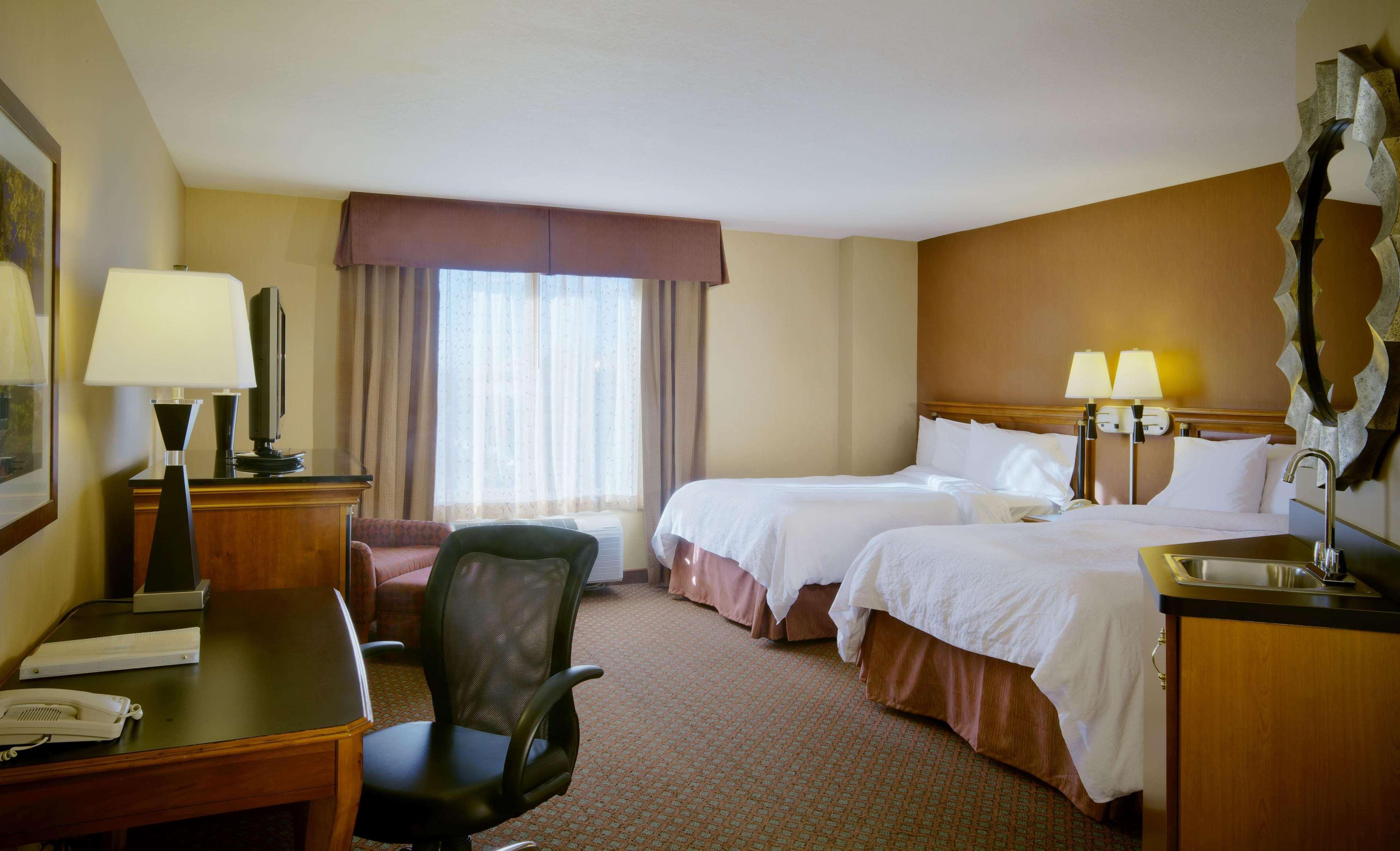 Hampton Inn & Suites Salt Lake City Airport Екстериор снимка