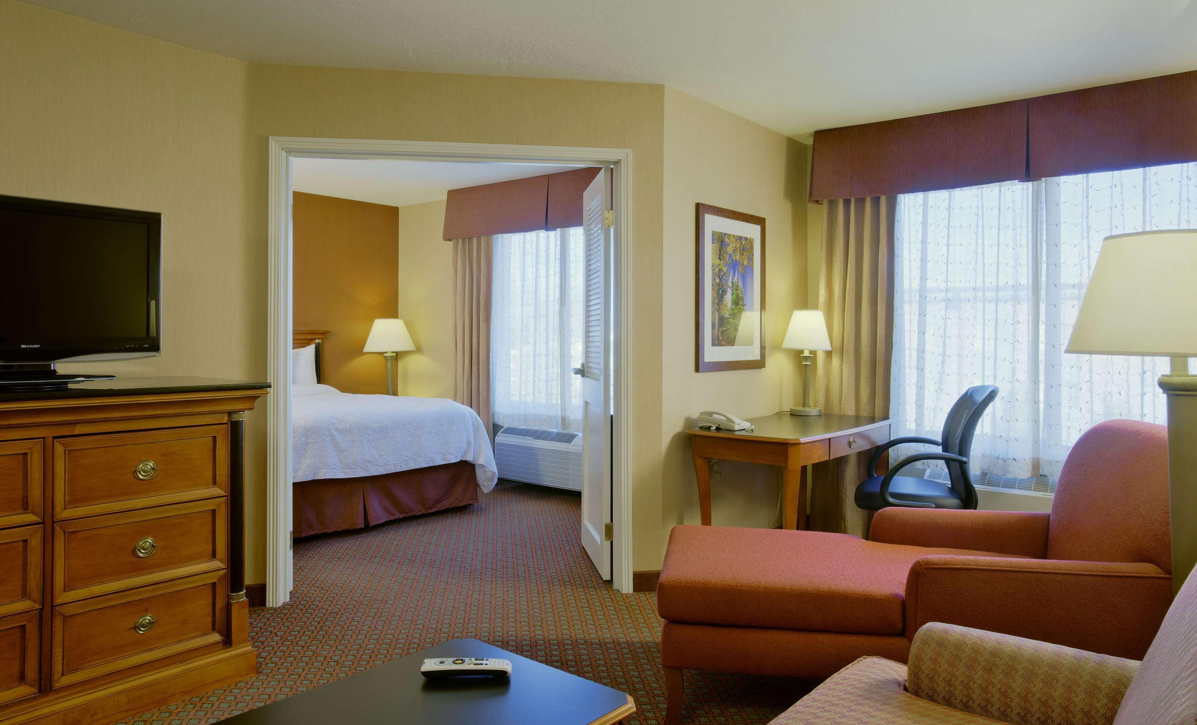 Hampton Inn & Suites Salt Lake City Airport Екстериор снимка