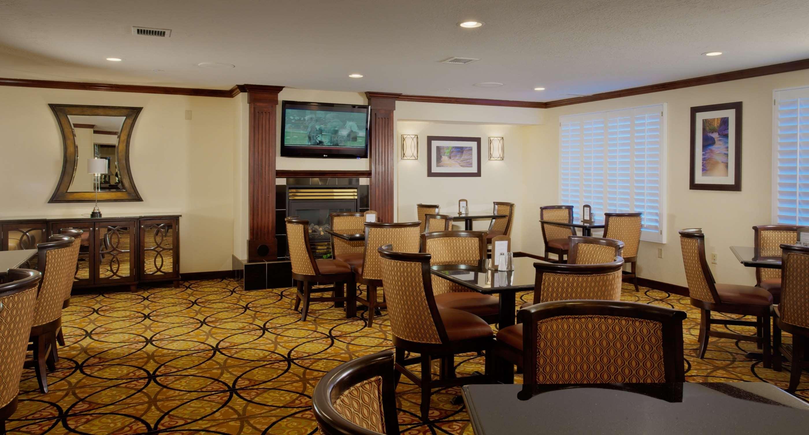 Hampton Inn & Suites Salt Lake City Airport Екстериор снимка