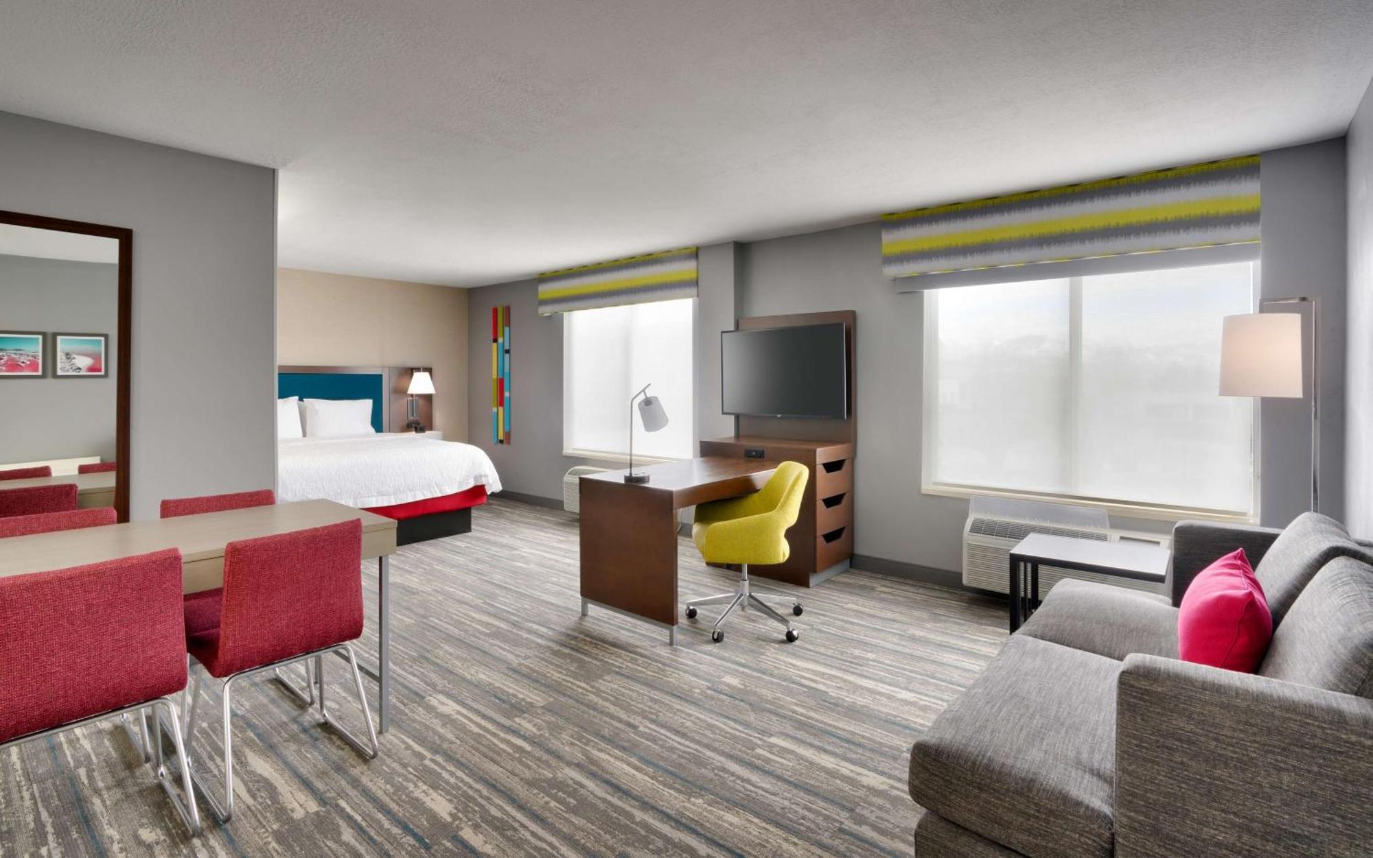 Hampton Inn & Suites Salt Lake City Airport Екстериор снимка