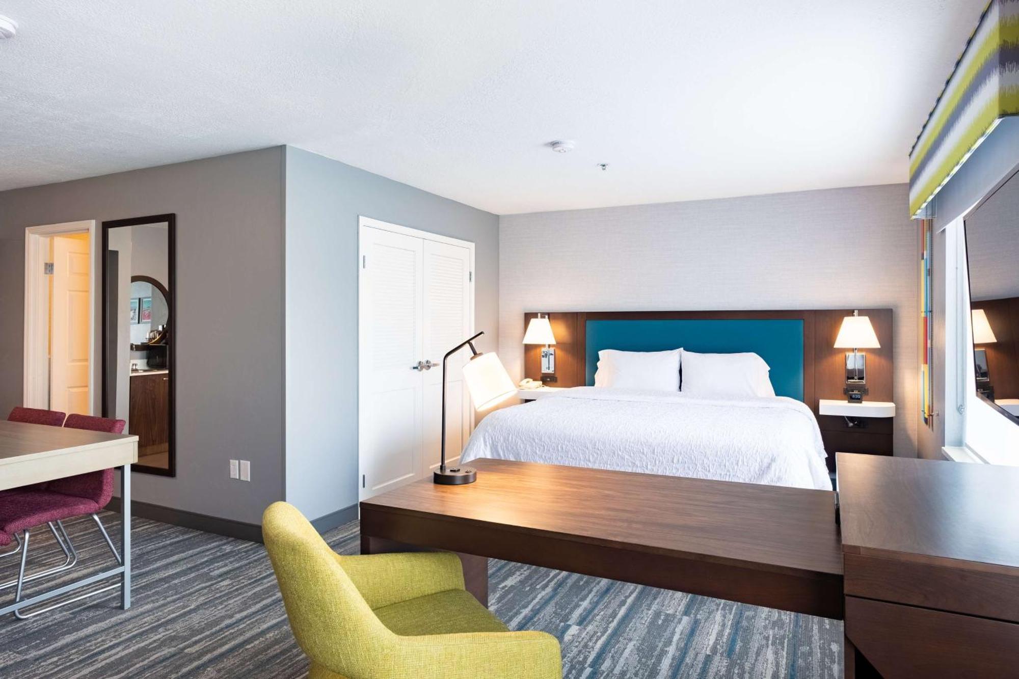 Hampton Inn & Suites Salt Lake City Airport Екстериор снимка