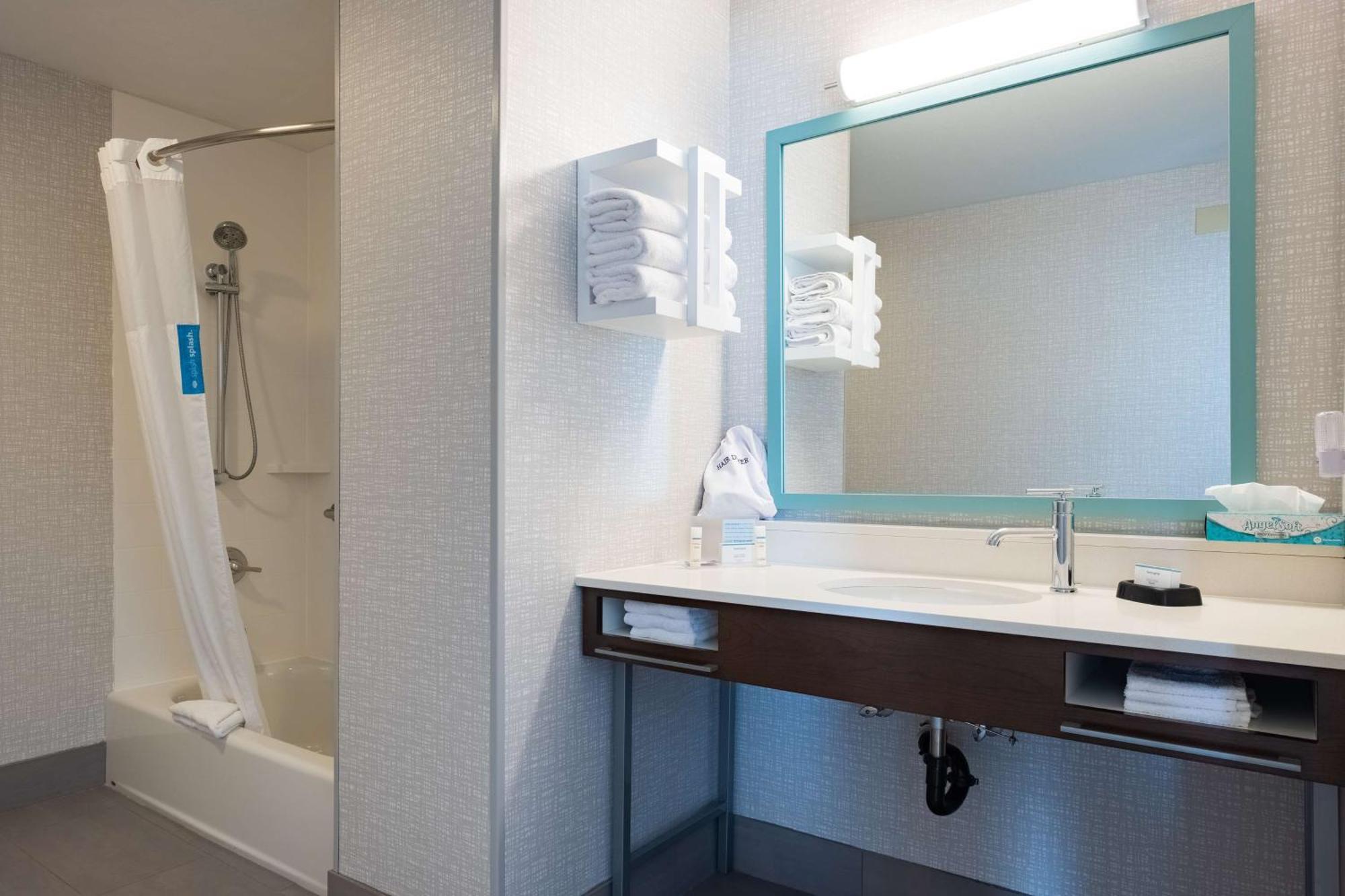 Hampton Inn & Suites Salt Lake City Airport Екстериор снимка